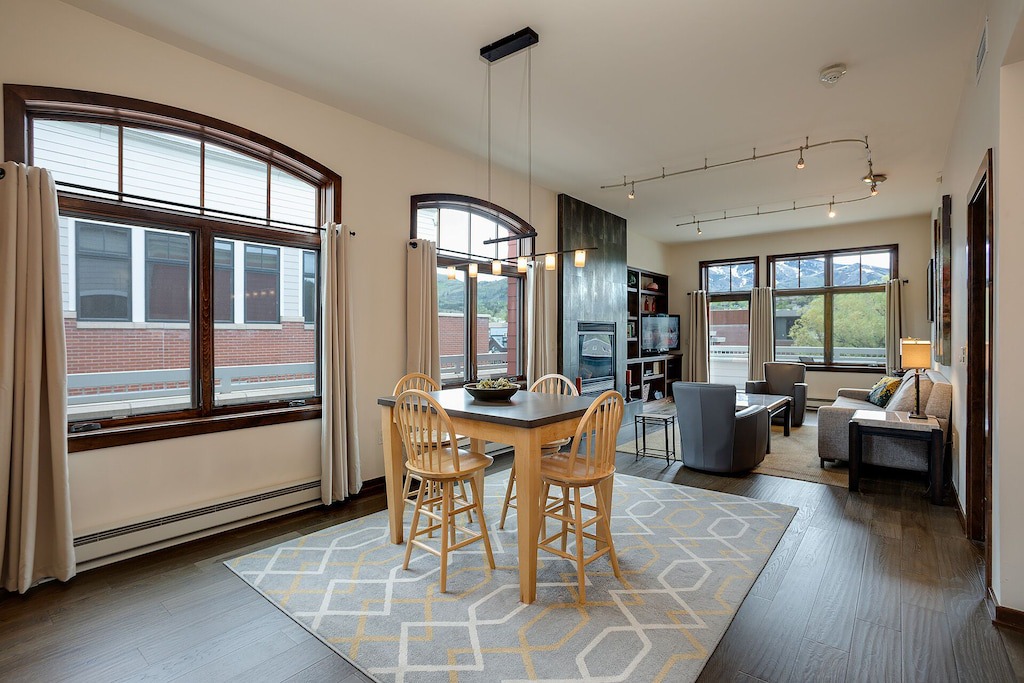 Photo of Livingroom in Downtown Steamboat Springs