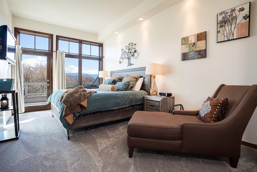 Photo of Livingroom in Downtown Steamboat Springs