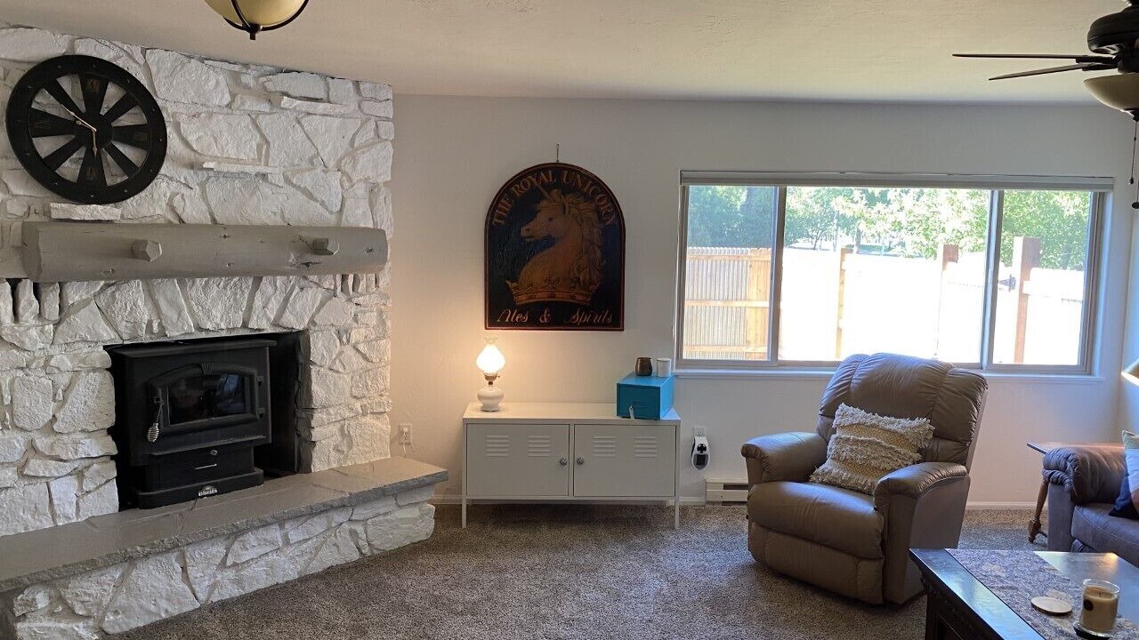 Photo of Livingroom in Gunnison