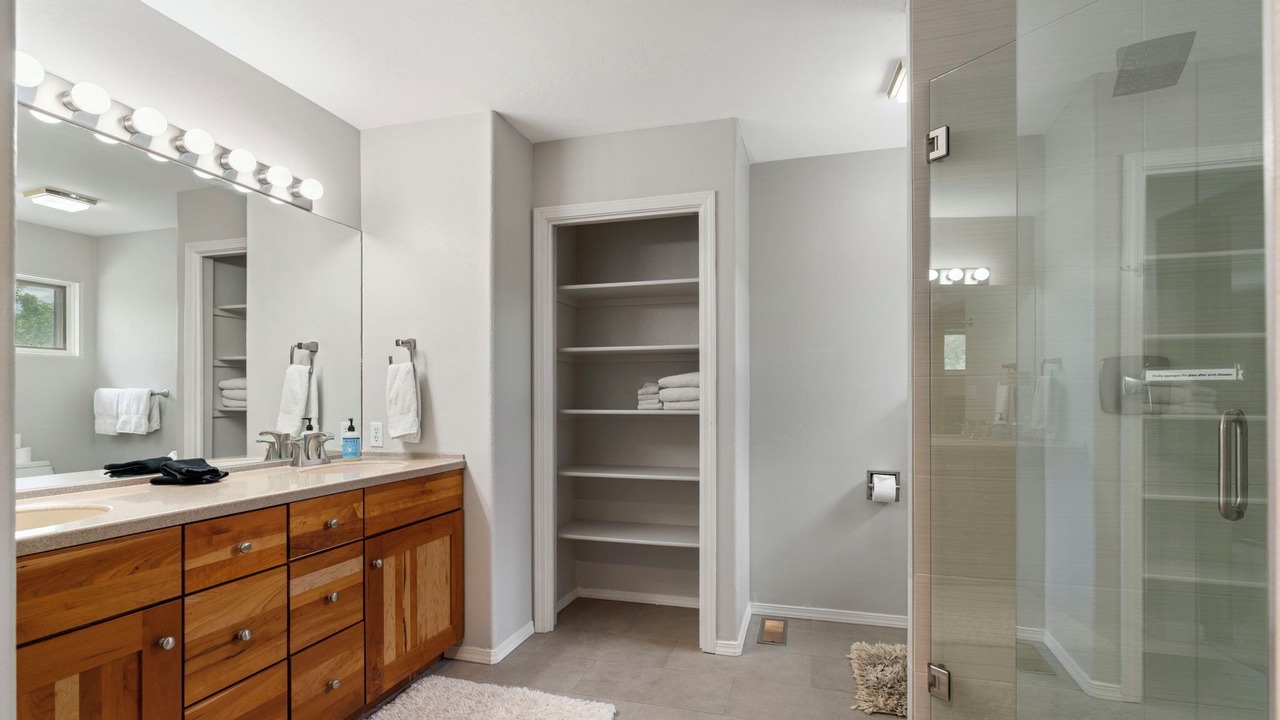 Photo of Bathroom in Hermosa