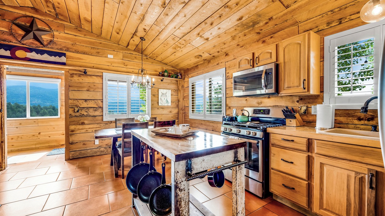 Photo of Kitchen in Divide