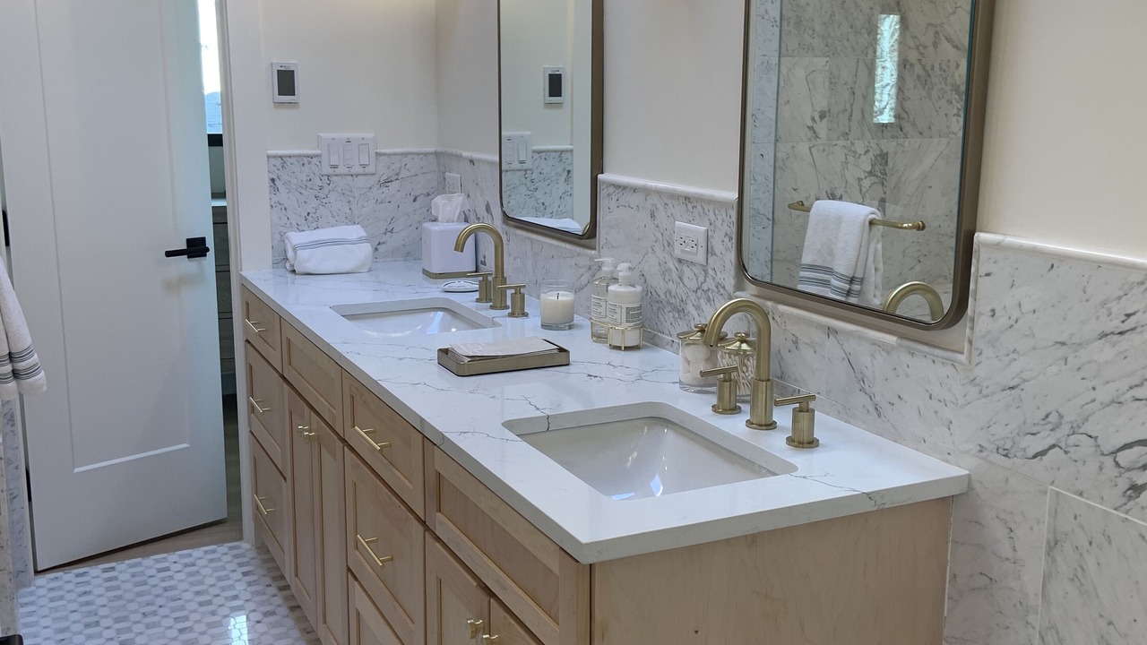 Photo of Bathroom in Red Mountain