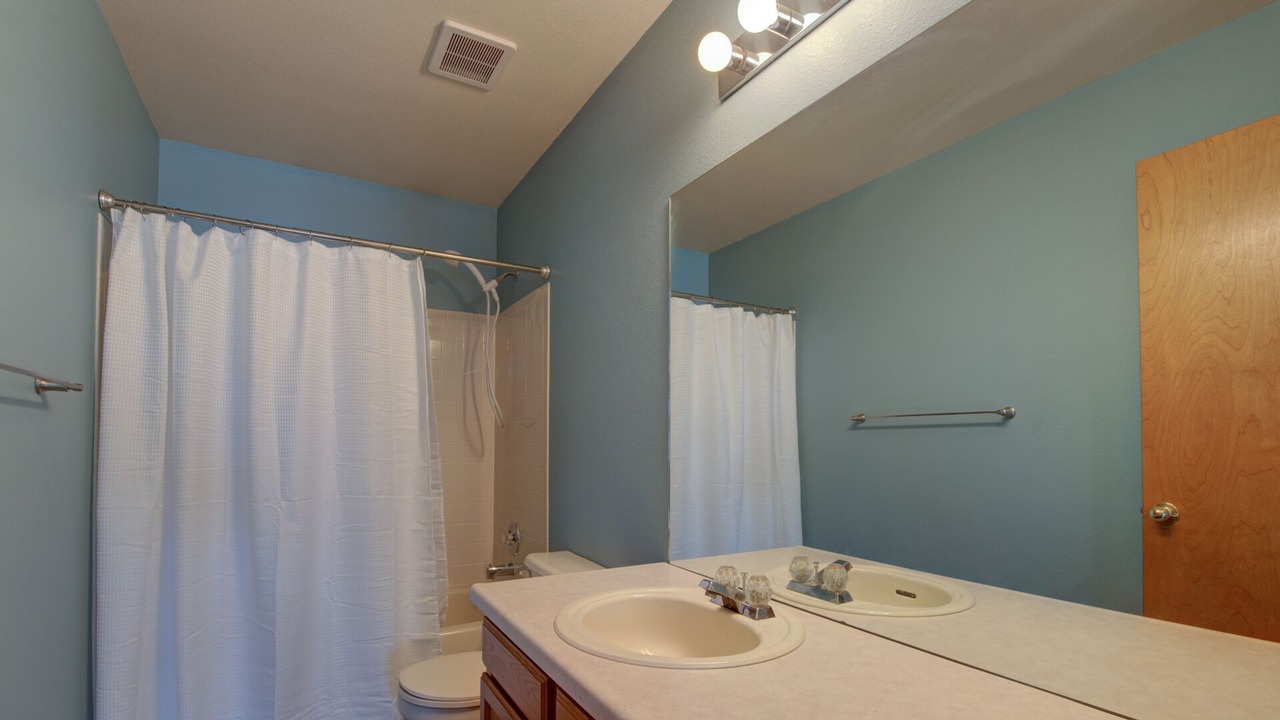 Photo of Bathroom in Briargate