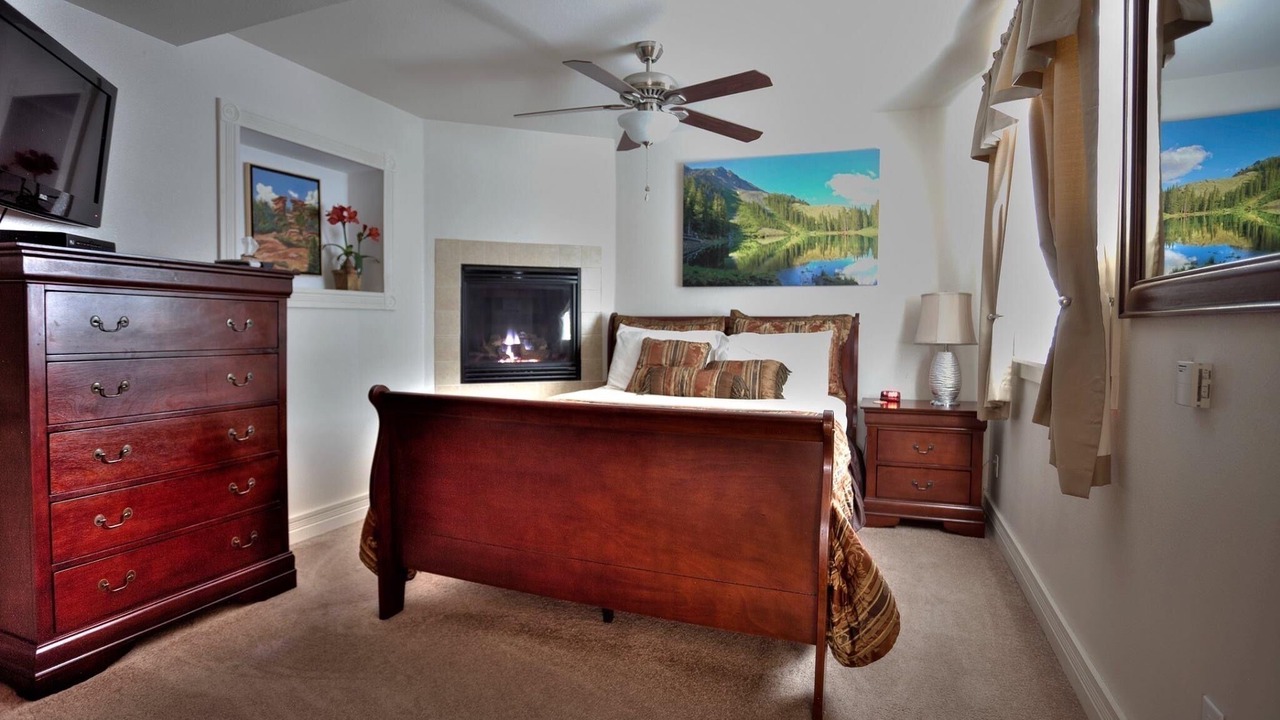Photo of Bedroom in Cripple Creek