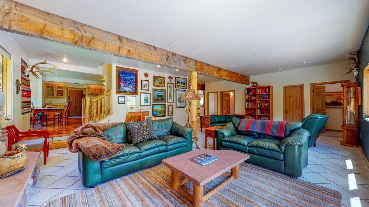 Photo of Livingroom in Carbondale