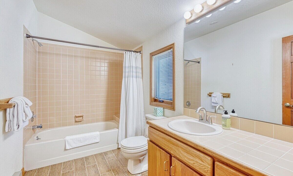 Photo of Bathroom in Woodland Park