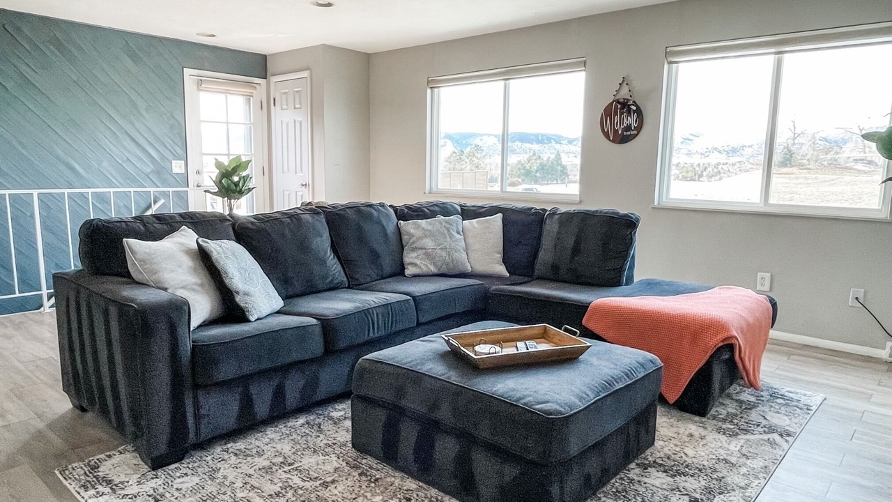 Photo of Livingroom in Columbine