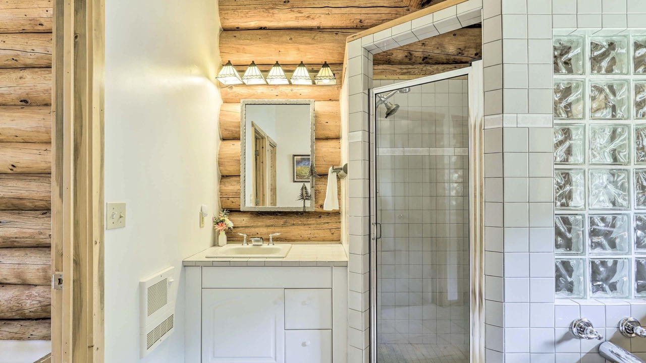 Photo of Bathroom in Glenwood Springs