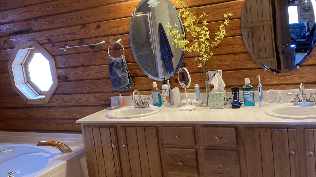 Photo of Bathroom in Collbran
