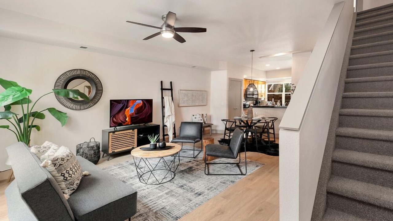 Photo of Bedroom in Old Town North