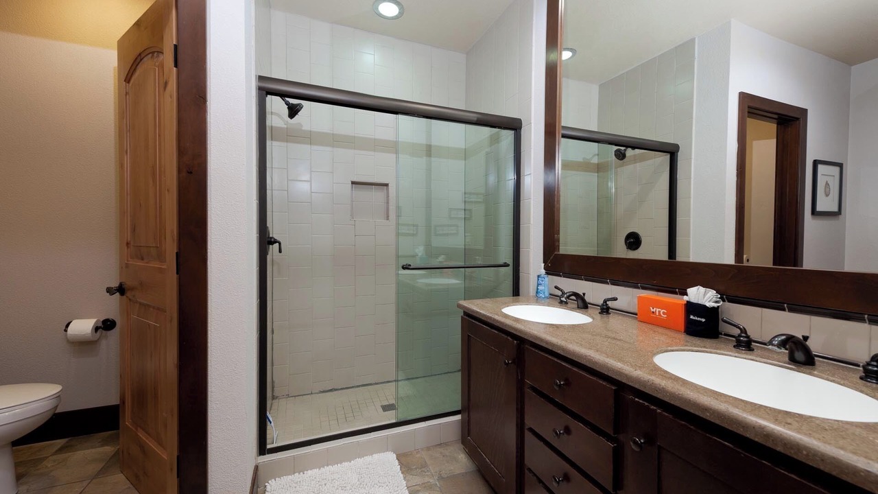 Photo of Bathroom in Purgatory