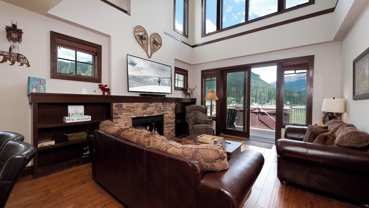 Photo of Livingroom in Purgatory