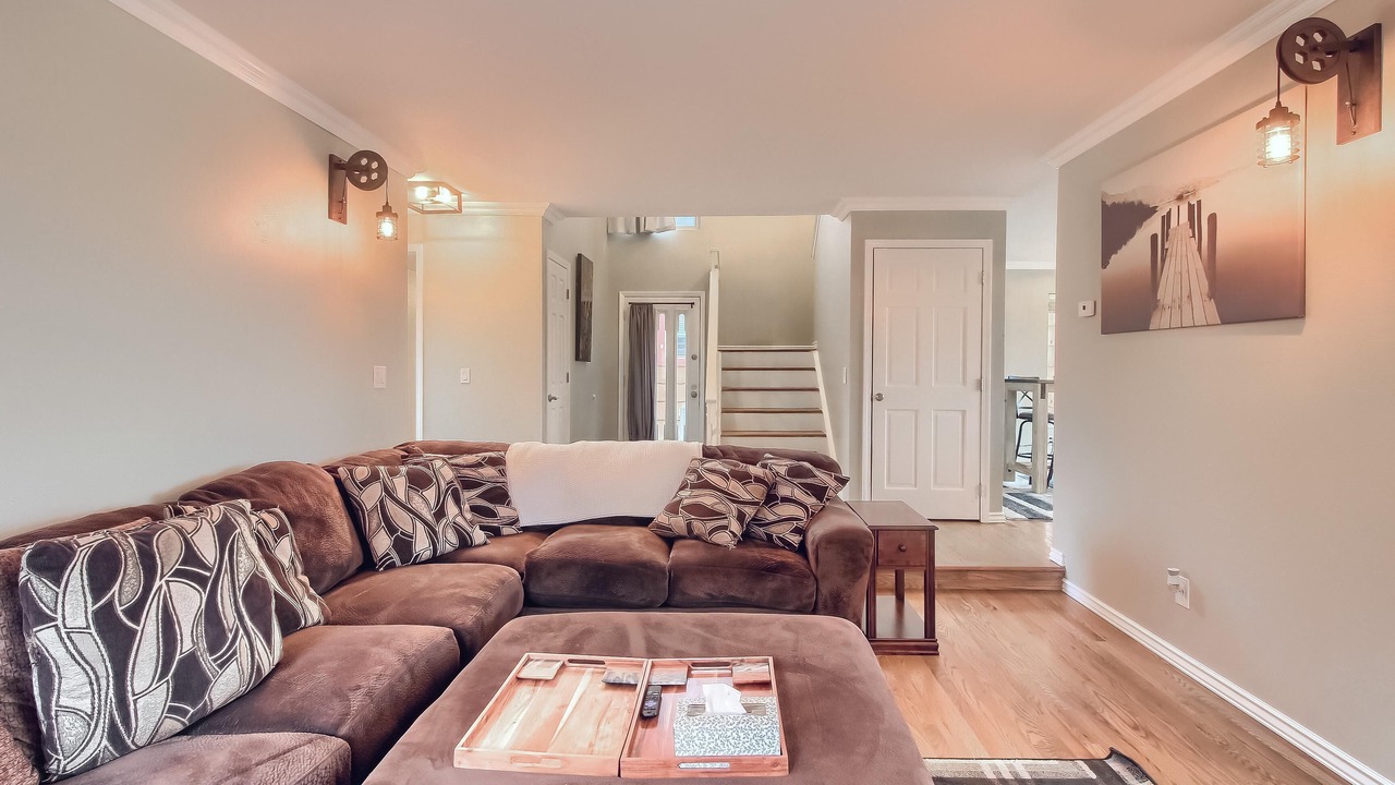 Photo of Livingroom in Columbine Valley