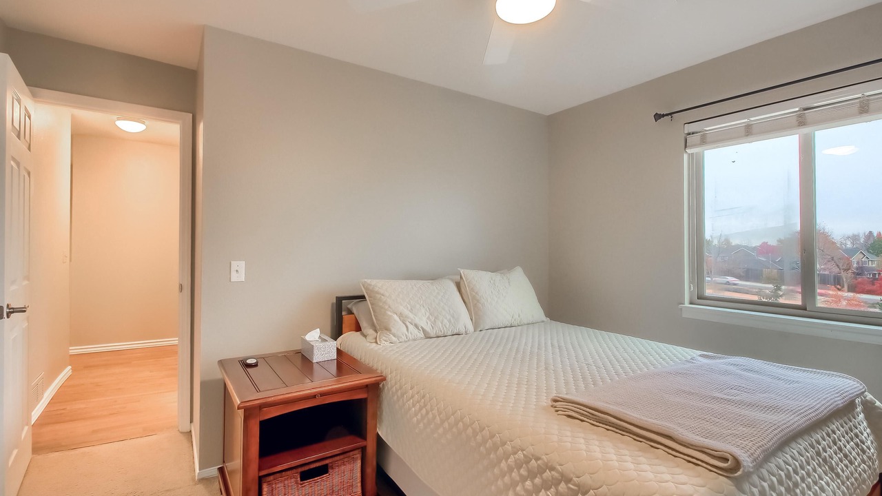 Photo of Bedroom in Columbine Valley