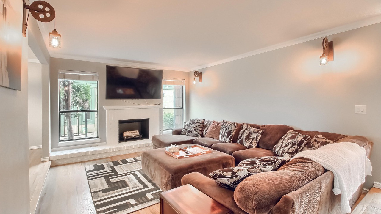 Photo of Livingroom in Columbine Valley