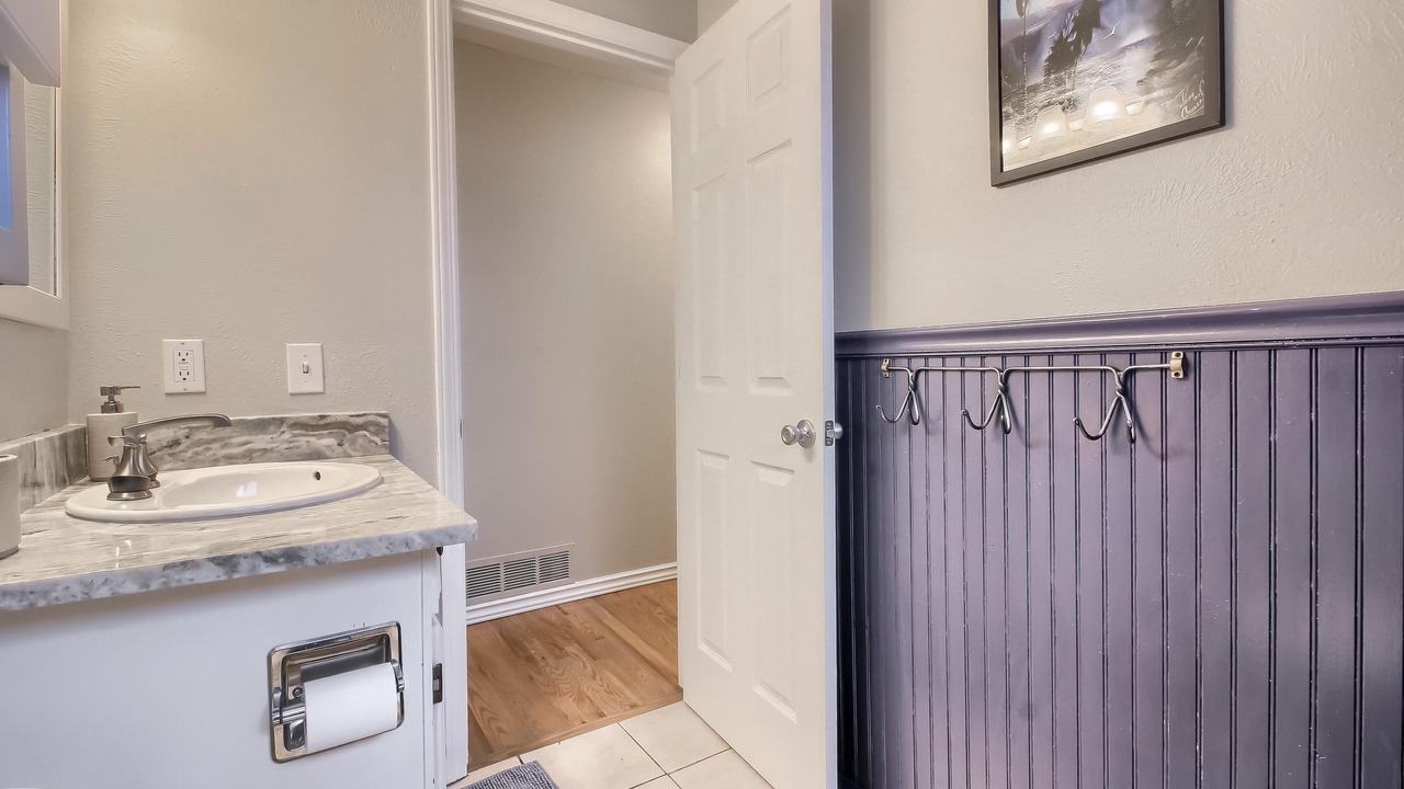 Photo of Bathroom in Columbine Valley