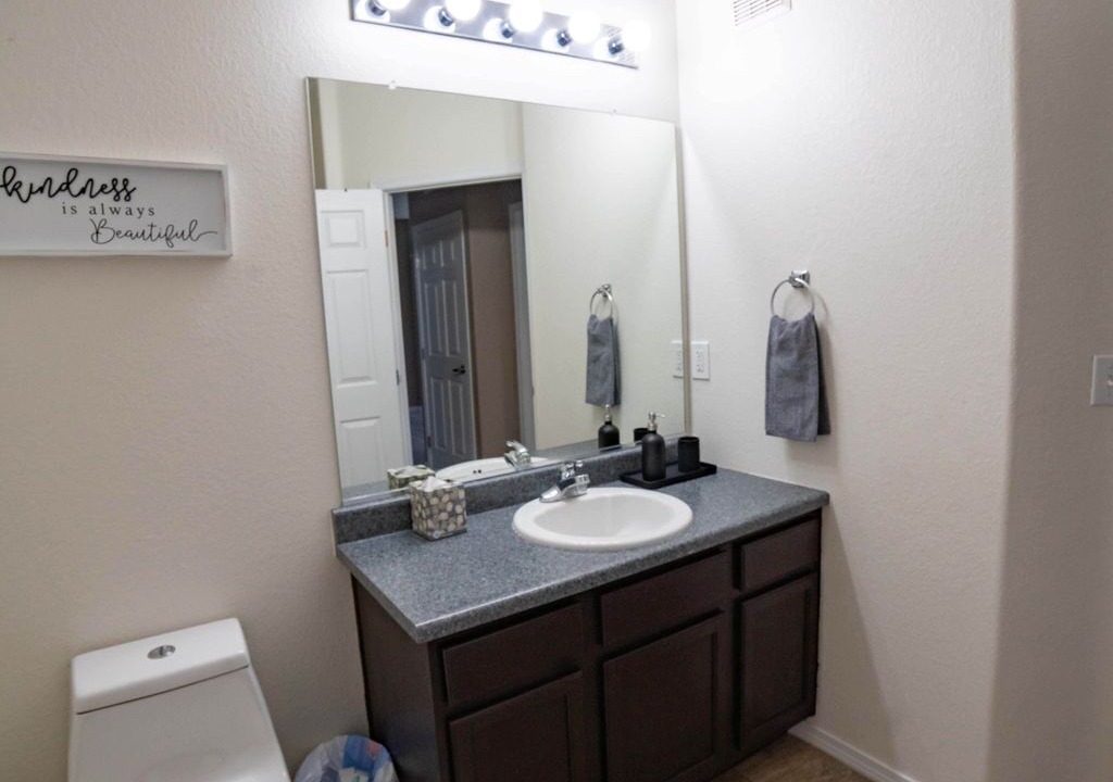 Photo of Bathroom in Cottonwood
