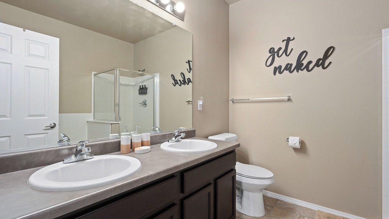 Photo of Bathroom in Cottonwood