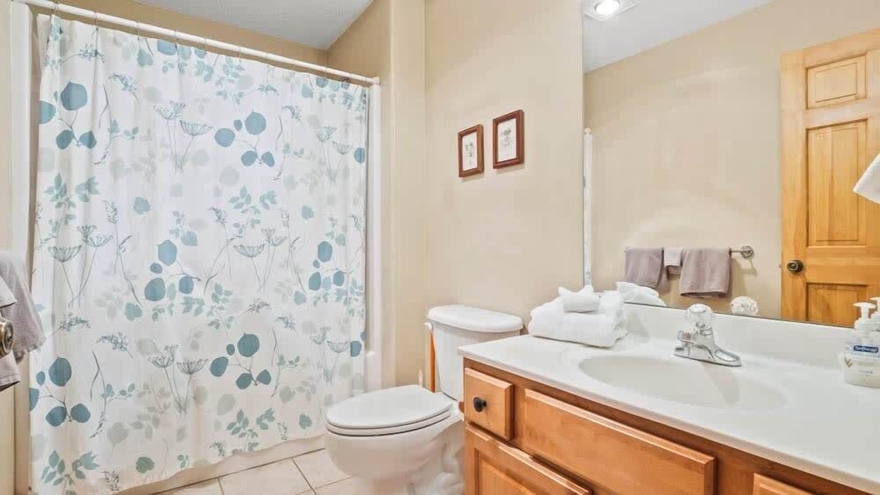 Photo of Bathroom in Leadville North