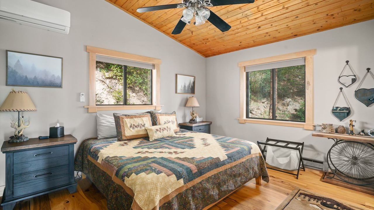 Photo of Bedroom in Trimble