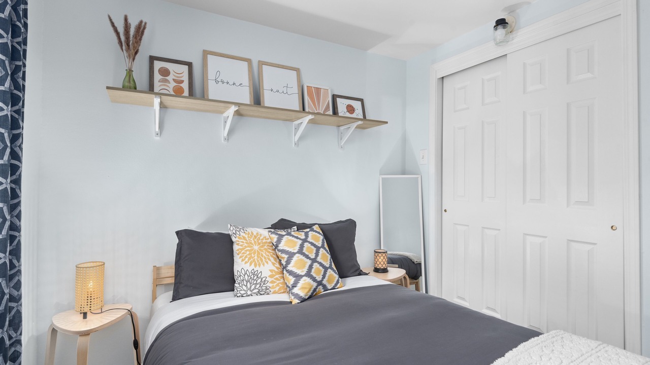 Photo of Bedroom in Columbine Valley