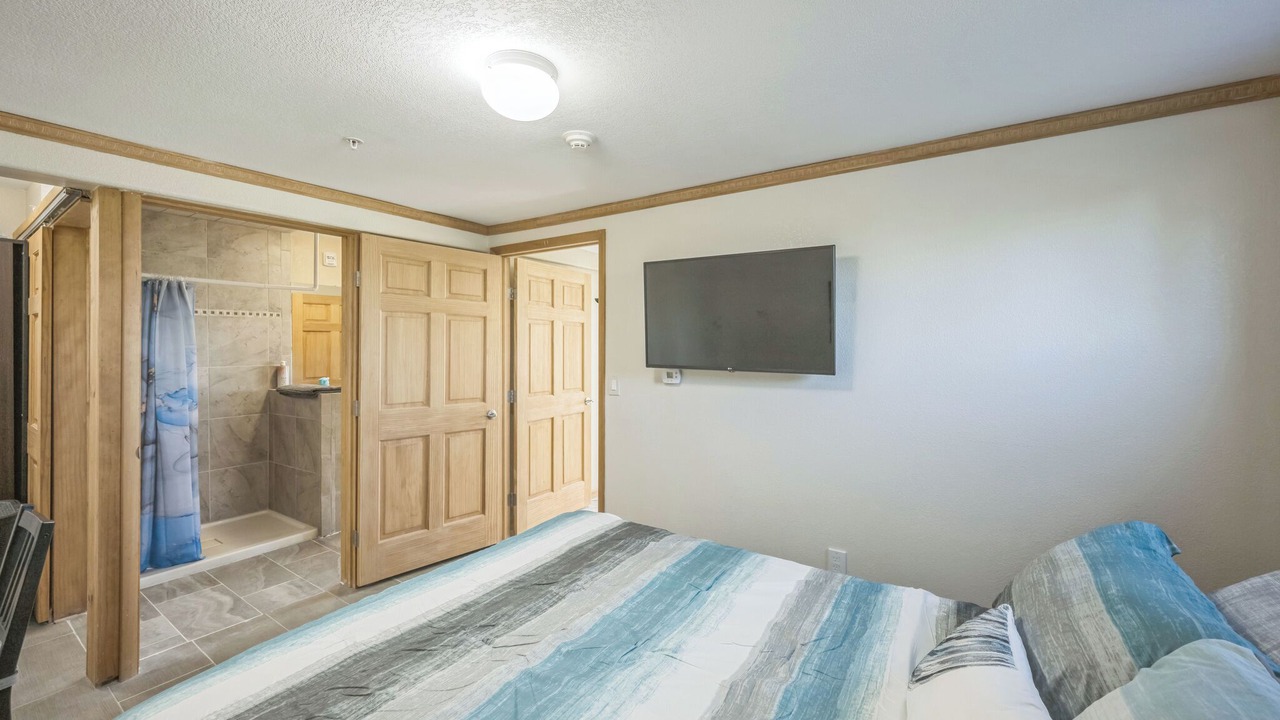 Photo of Bedroom in Castle Rock