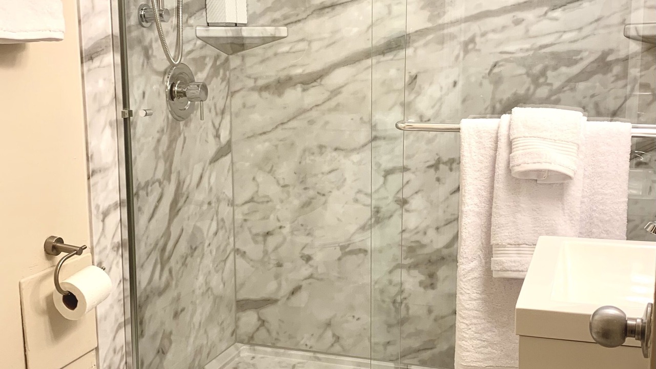 Photo of Bathroom in City Park West