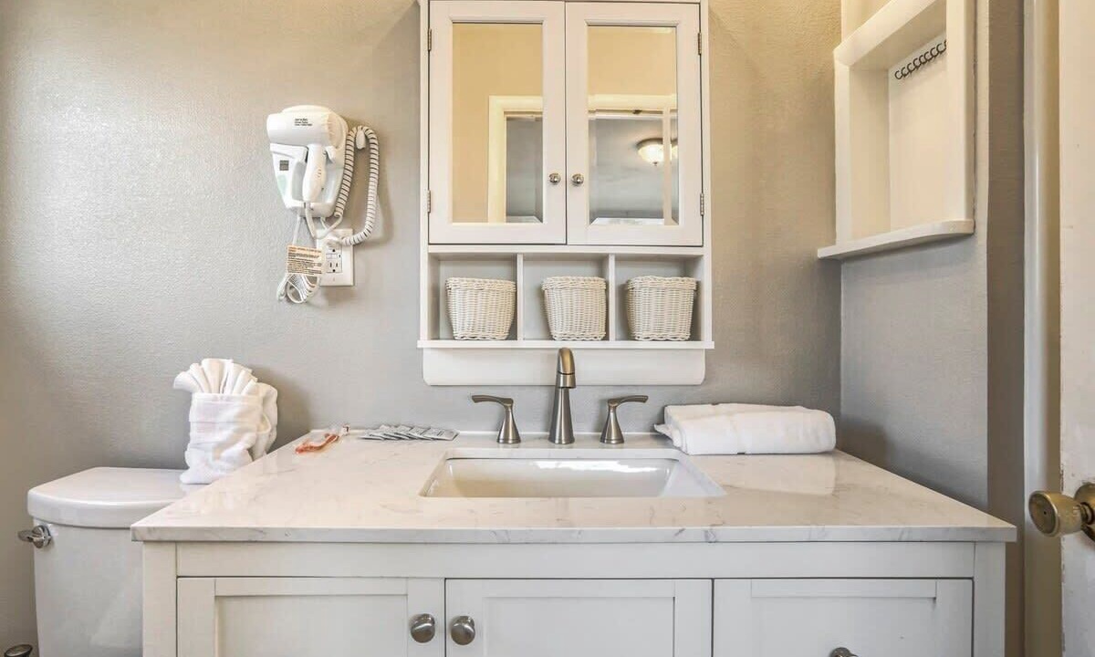 Photo of Bathroom in East Colorado Springs
