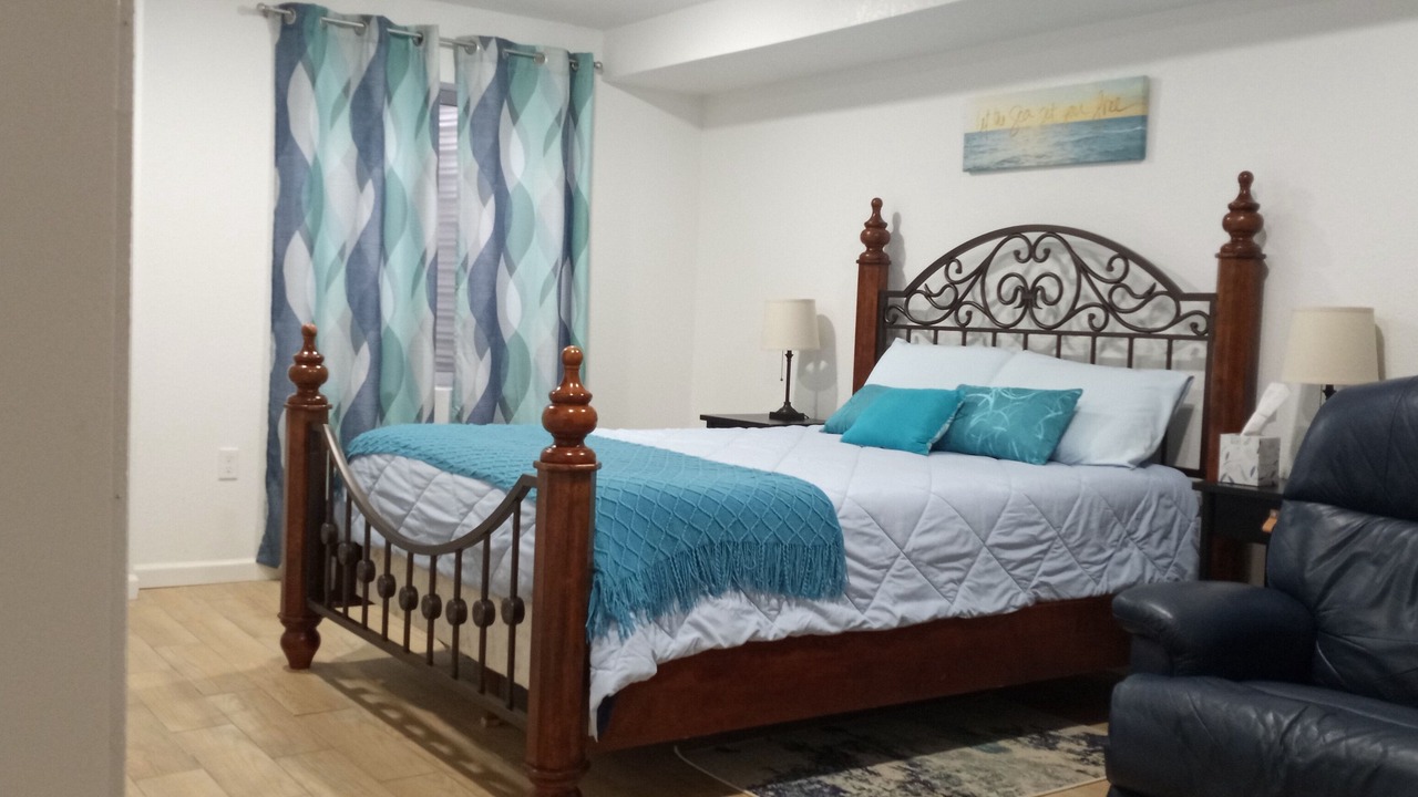 Photo of Bedroom in Castle Rock