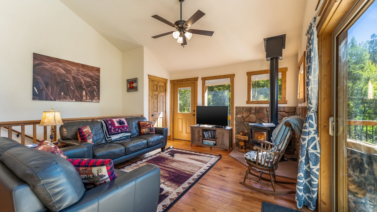 Photo of Livingroom in Bailey