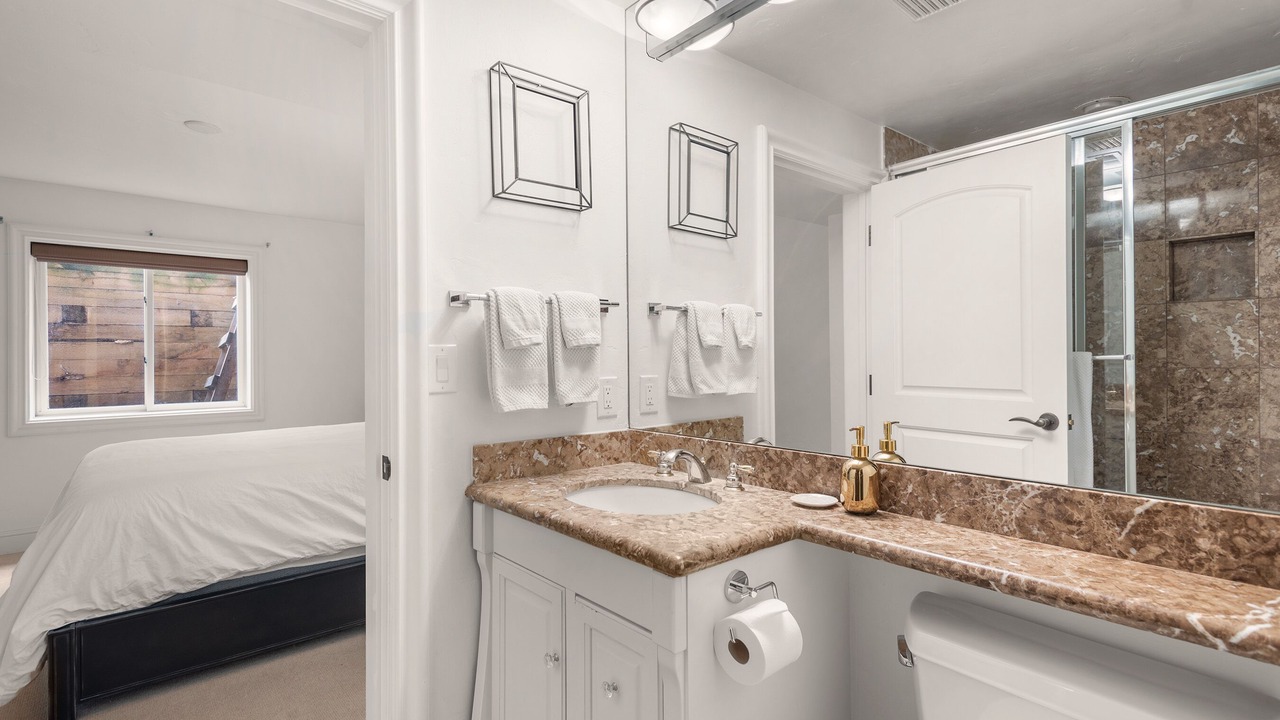 Photo of Bathroom in Aspen
