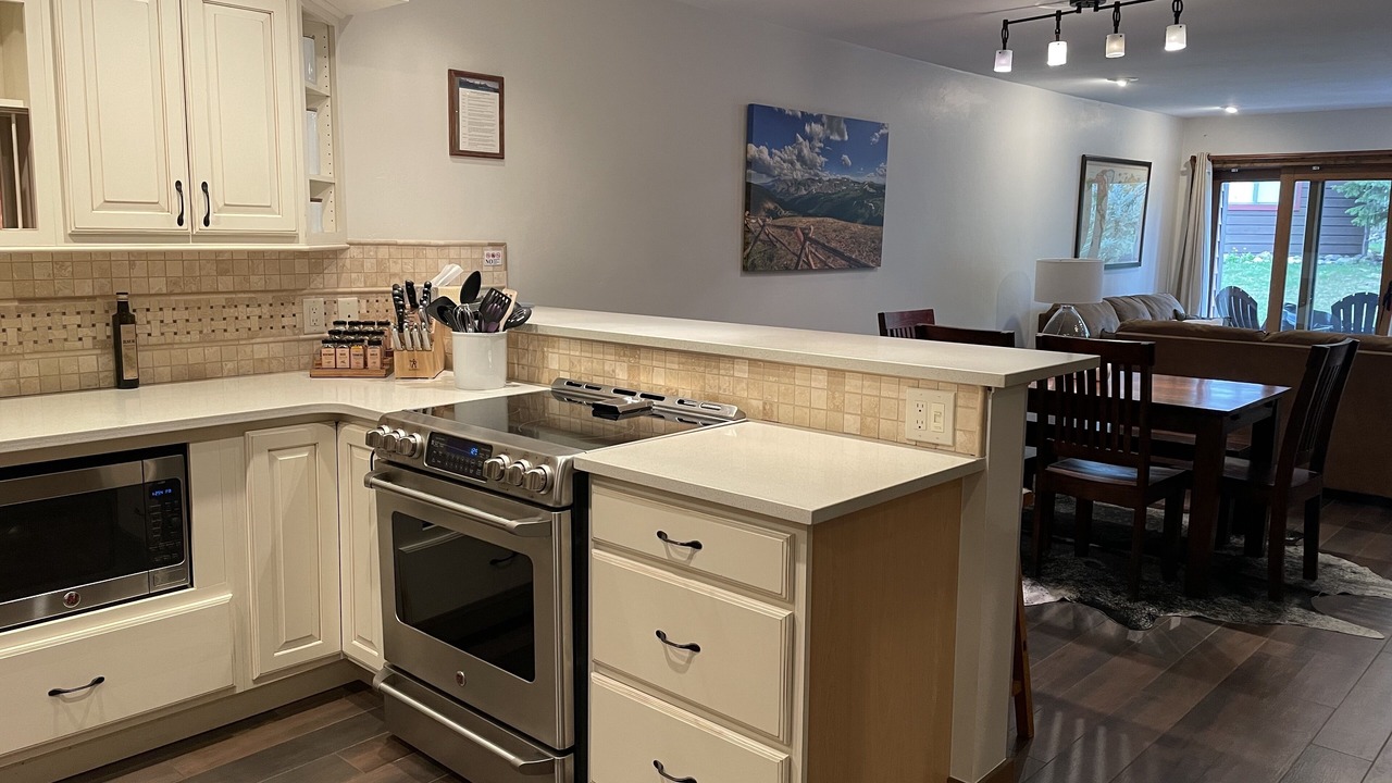 Photo of Kitchen in Historic District