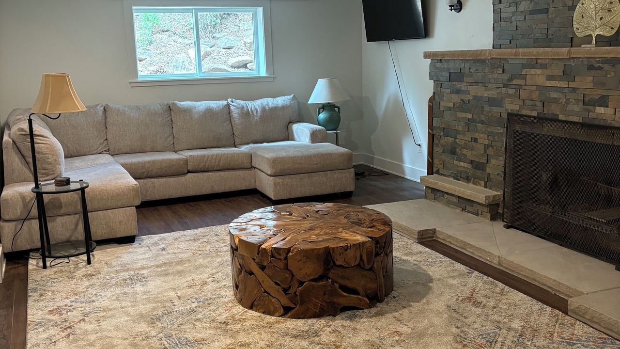 Photo of Livingroom in Twin Lakes