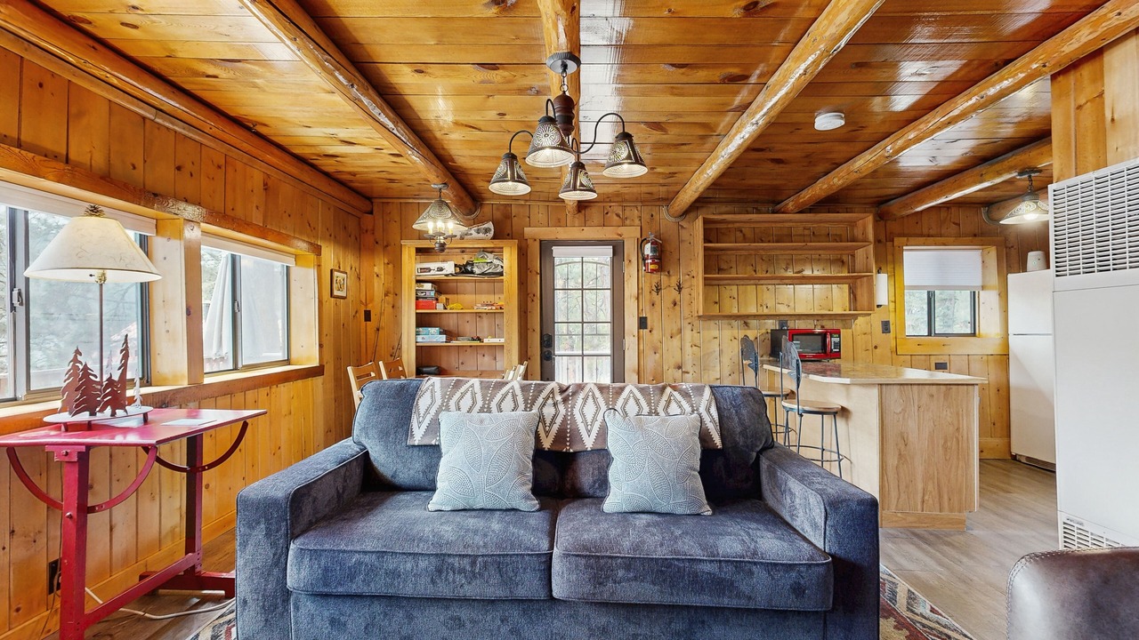 Photo of Livingroom in Bayfield