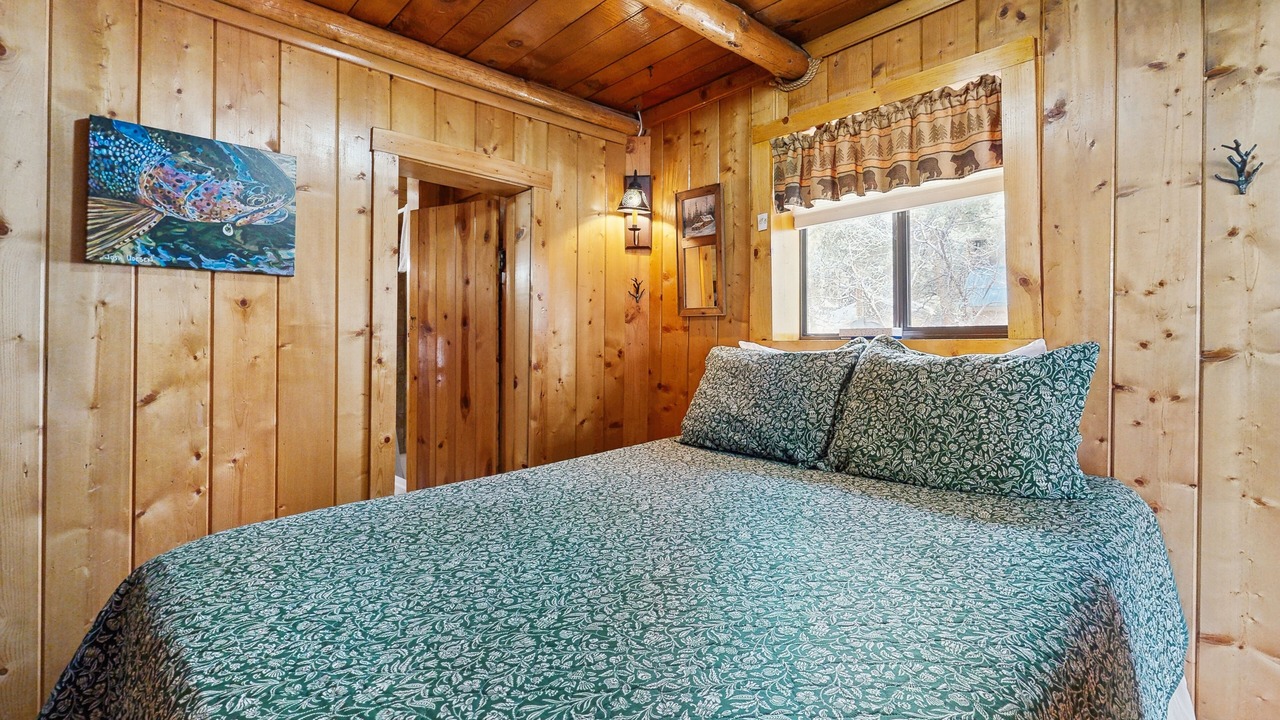 Photo of Bedroom in Bayfield