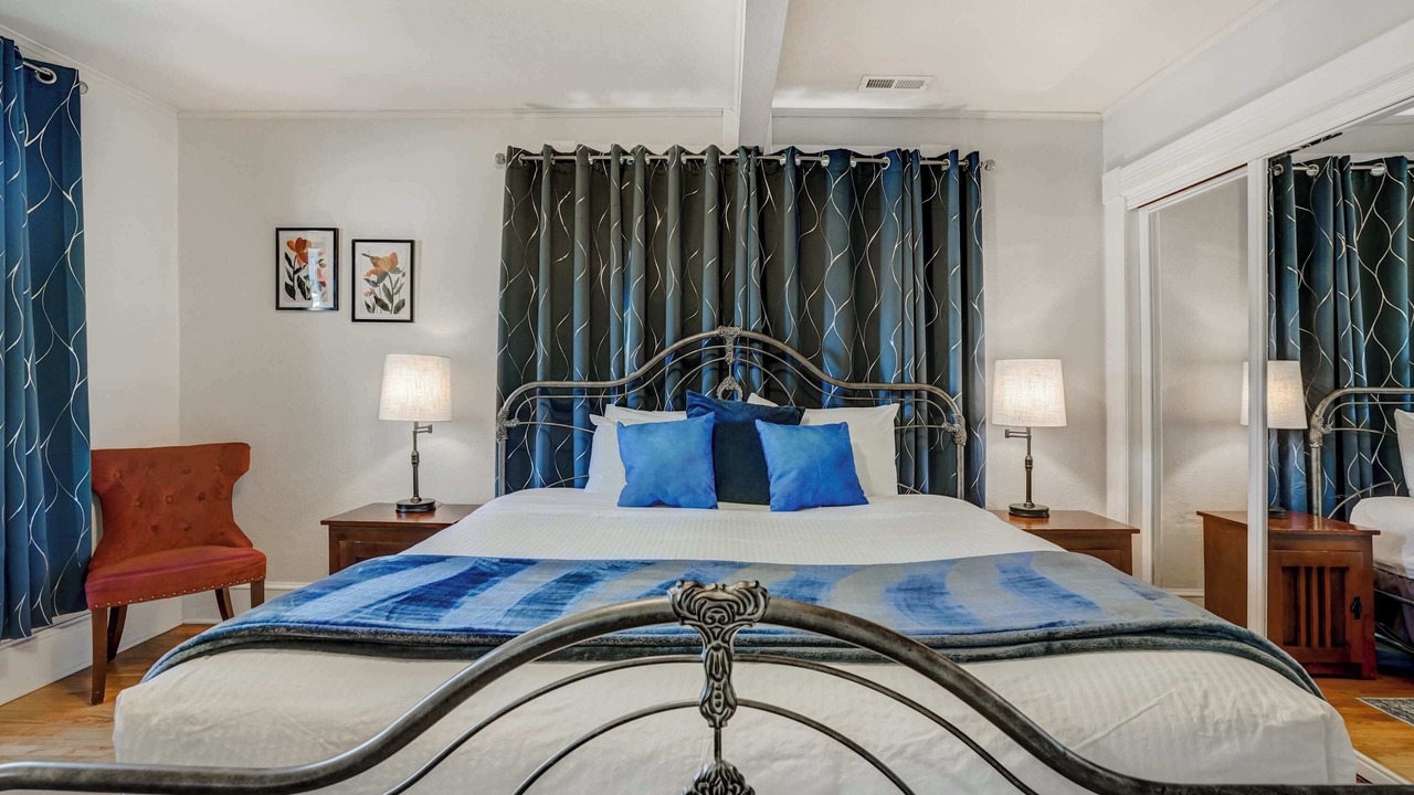 Photo of Bedroom in Manitou Springs