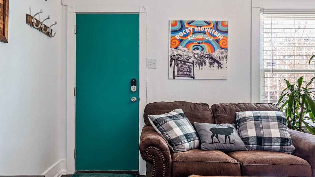 Photo of Livingroom in Curtis Park