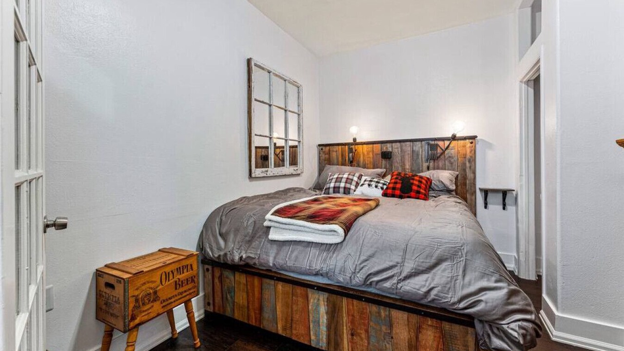 Photo of Bedroom in Curtis Park