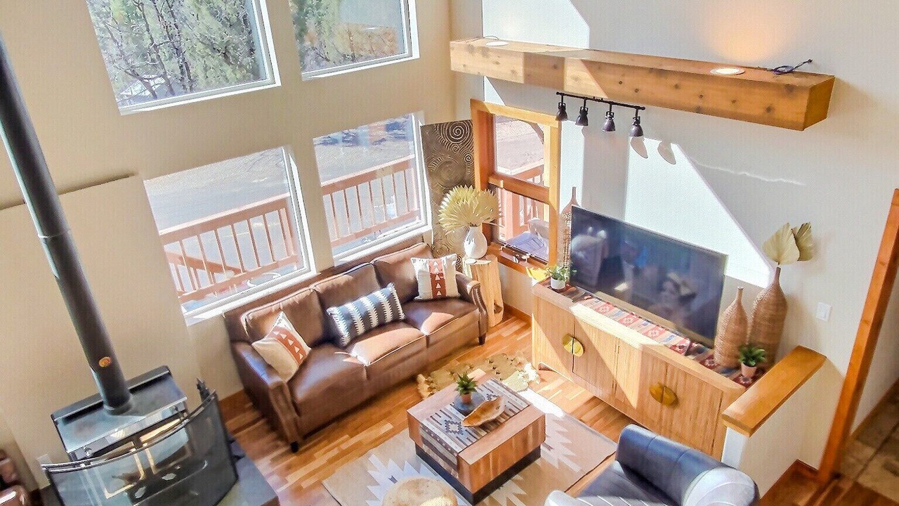 Photo of Livingroom in Hermosa