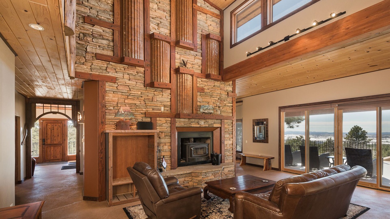 Photo of Bedroom in Rincon Ridge