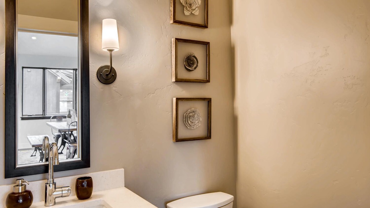 Photo of Bathroom in The Highlands