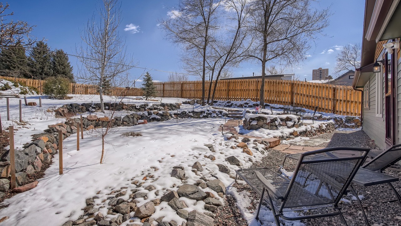 Photo of Outdoor in Golden