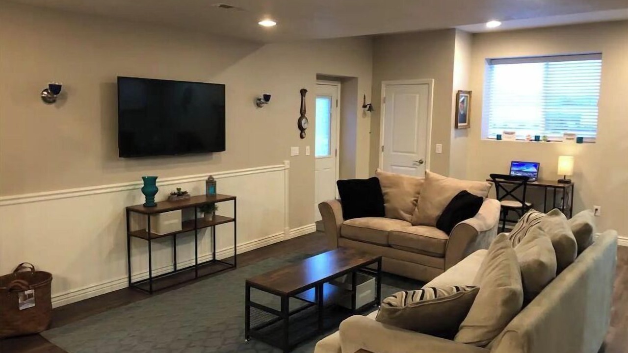 Photo of Livingroom in Johnstown