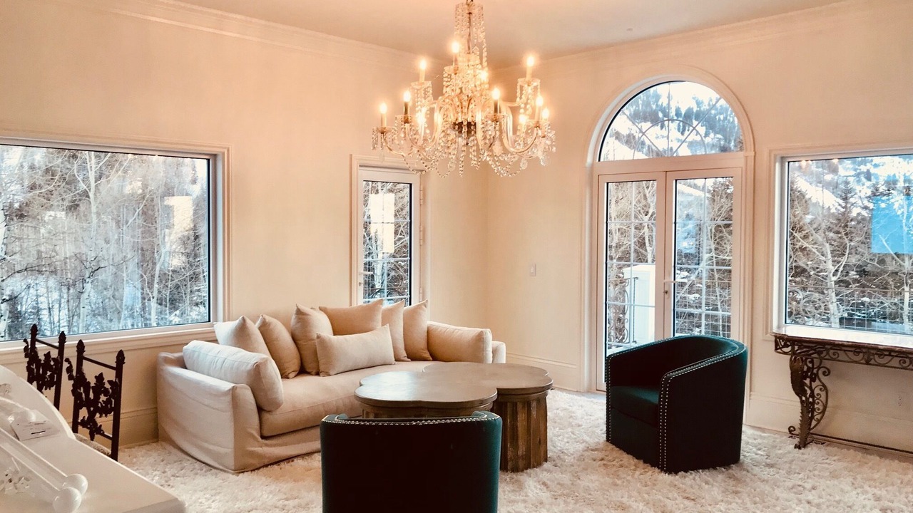 Photo of Livingroom in Knollwood