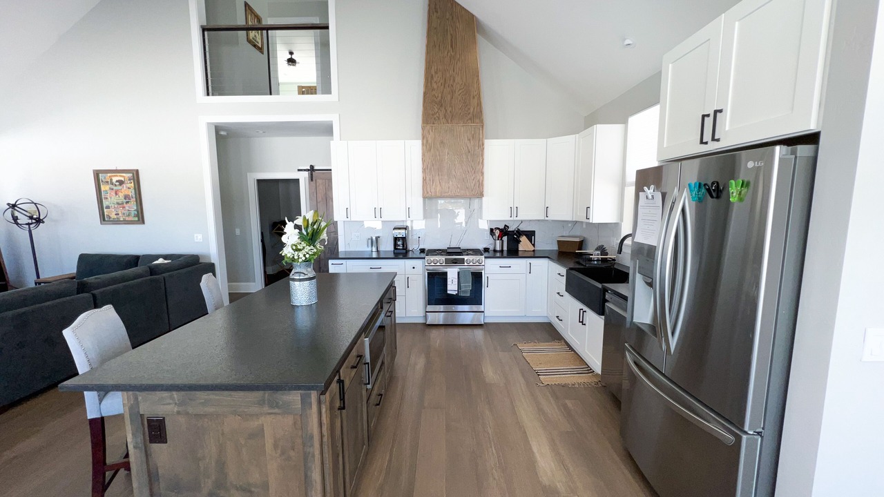 Photo of Kitchen in Lake Hatcher Park
