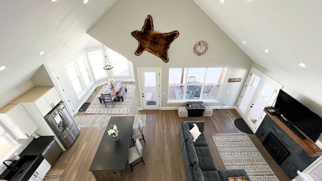 Photo of Livingroom in Lake Hatcher Park