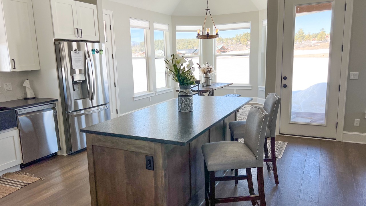 Photo of Kitchen in Lake Hatcher Park