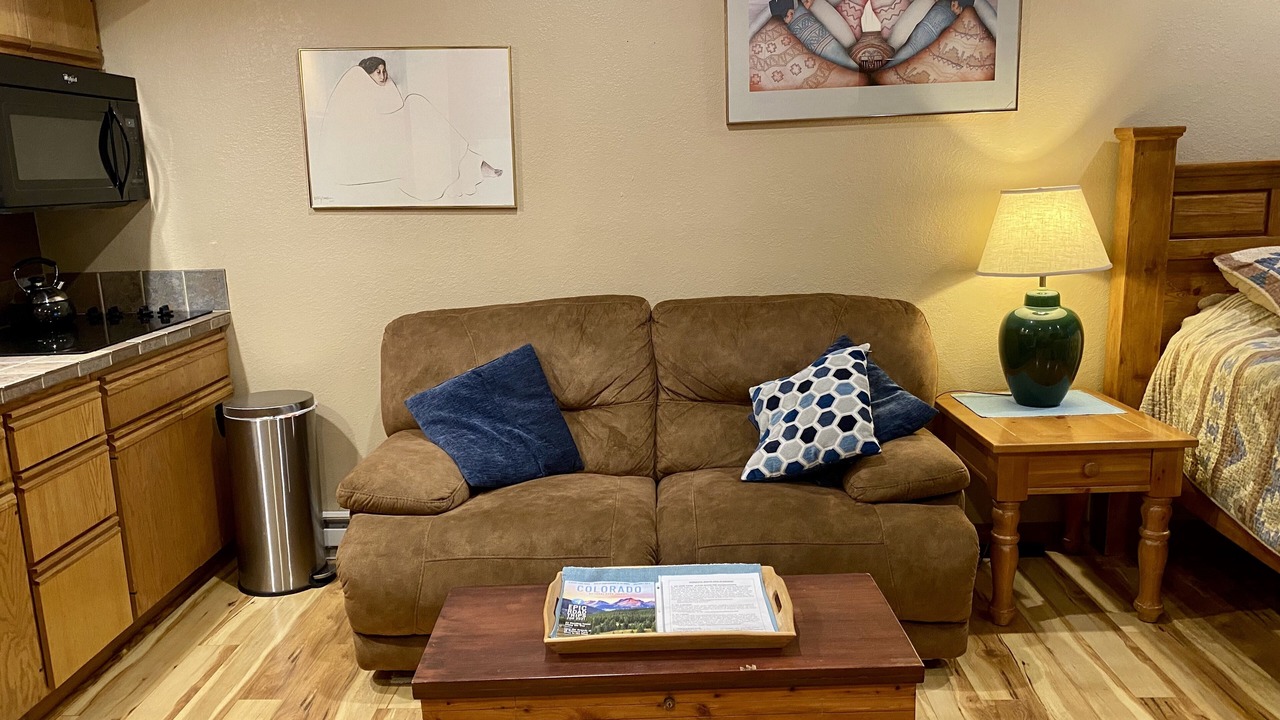 Photo of Livingroom in Purgatory