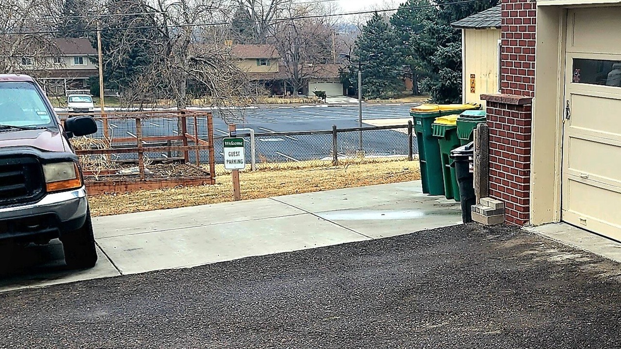 Photo of Outdoor in Applewood West
