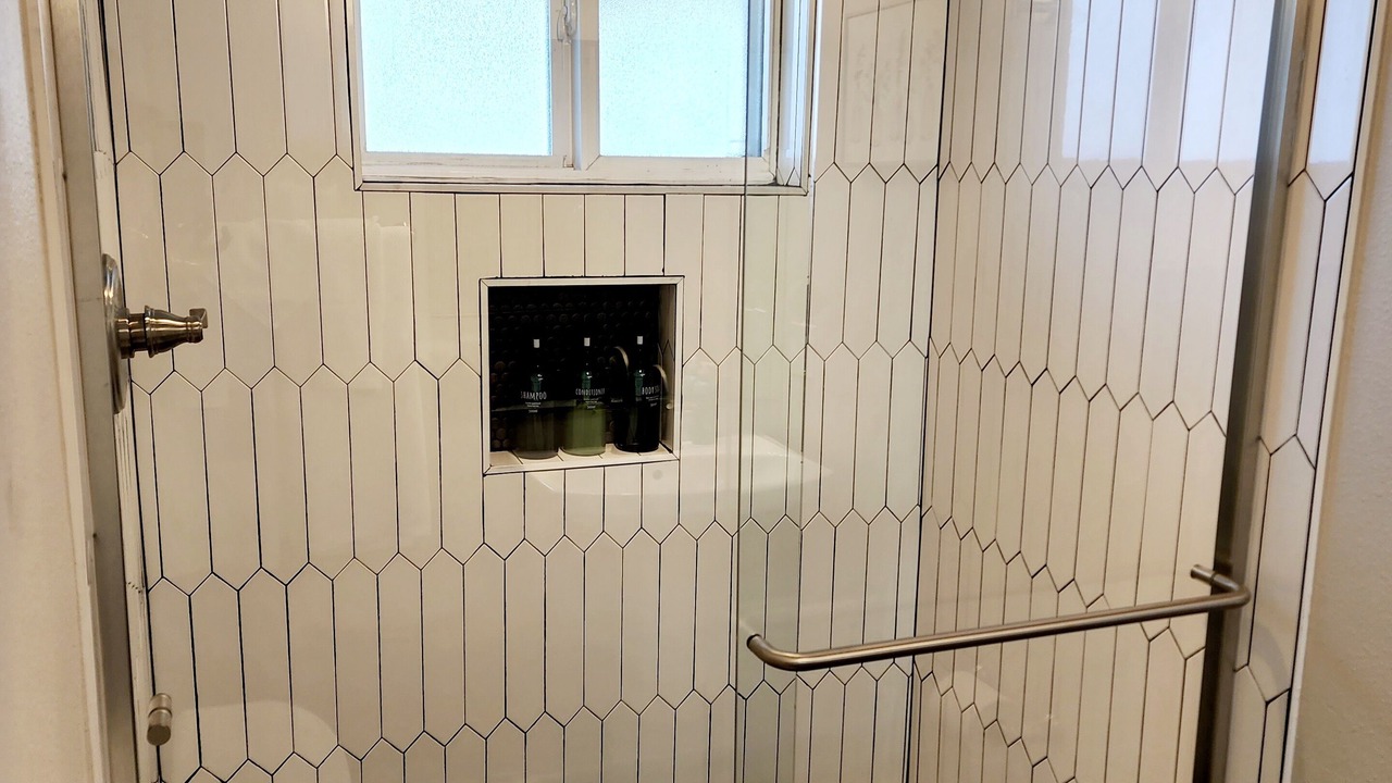 Photo of Bathroom in Applewood West